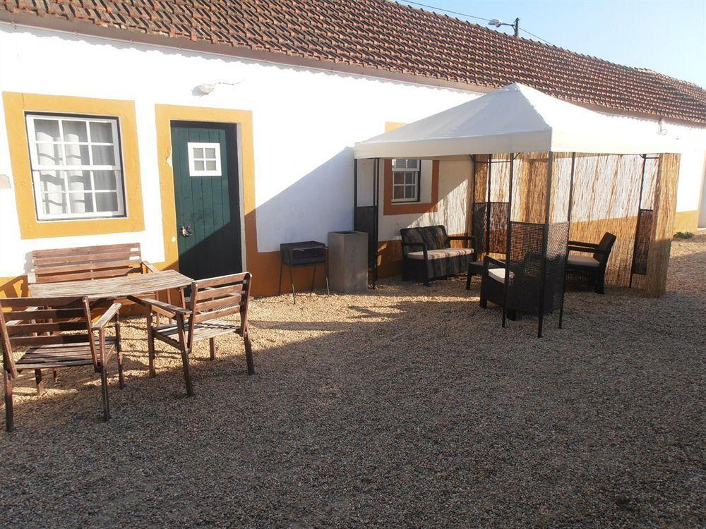בית הארחה אלמיירים 	Quinta Do Casalinho מראה חיצוני תמונה