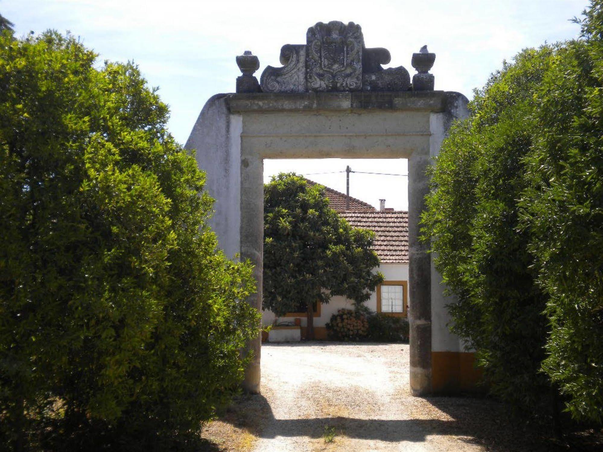 בית הארחה אלמיירים 	Quinta Do Casalinho מראה חיצוני תמונה